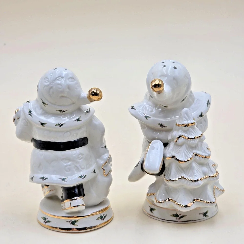 Holly Holiday Santa Ceramic Salt & Pepper Shakers Gold Trim Home Vintage 1999